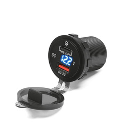 BIKETEC MOTOCYKLOWE PODWÓJNE GNIAZDO USB QUICK CHARGE USB TYP-C Z PODŚWIETLENIEM I WOLTOMIERZEM MONTAŻ NA POWIERZCHNIE PŁASKĄ (OWIEWKA, KUFER) LUB NA KIEROWNICE - POTRZEBNY ADAPTER BTMUS28